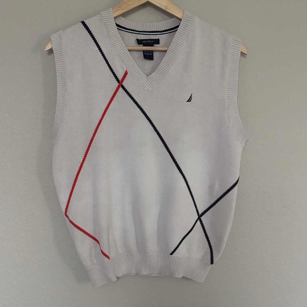 Nautica Women’s V-Neck Sweater Vest Geometric Diamond Pattern Tan/Cream Size M